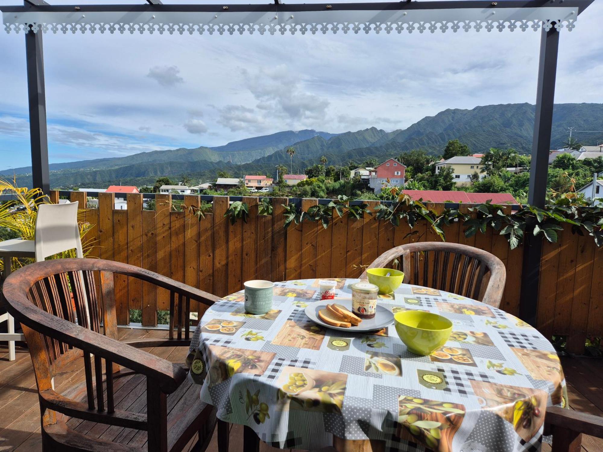Chez Ti Karl Apartment Льо Тампон Екстериор снимка